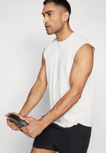 Спортивная майка