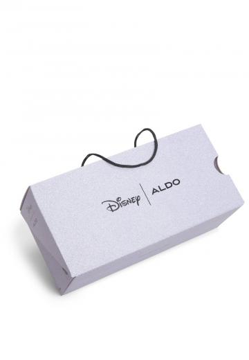 Босоножки на каблуке