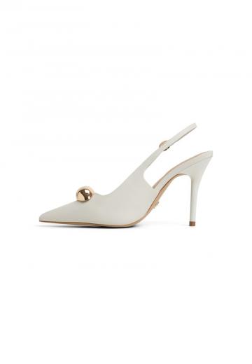 Туфли на высоком каблуке