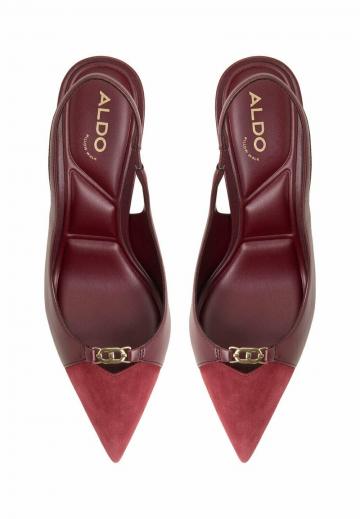 Туфли на высоком каблуке