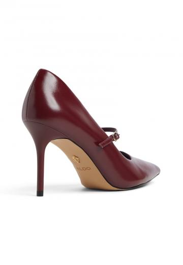 Туфли на высоком каблуке