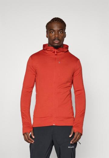 Спортивная куртка