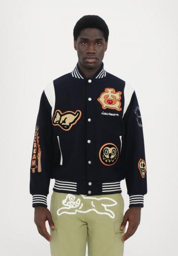 Куртка бомбер