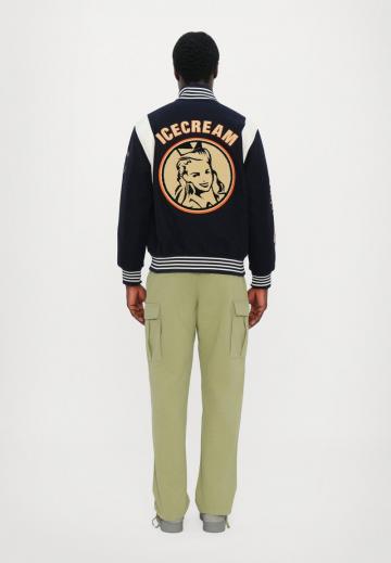 Куртка бомбер