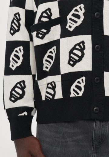 Вязаная кофта