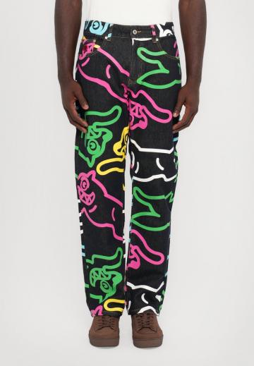 Прямые джинсы