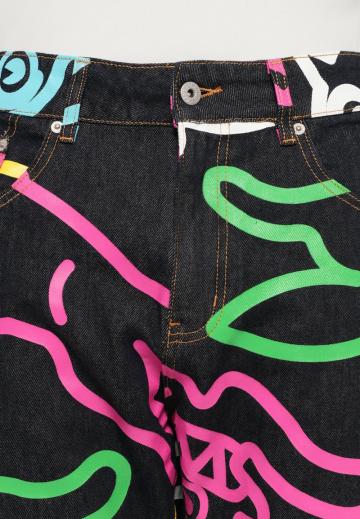 Прямые джинсы