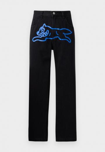 Прямые джинсы