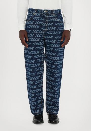 Прямые джинсы