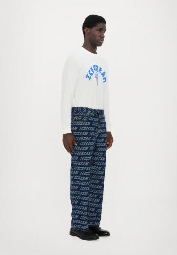 Прямые джинсы