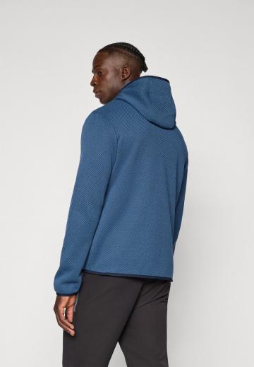 Спортивная кофта