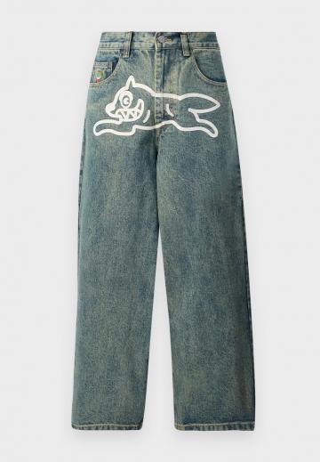 Свободные джинсы