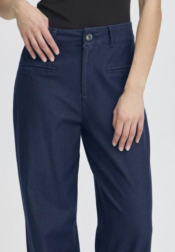 Клешеные джинсы