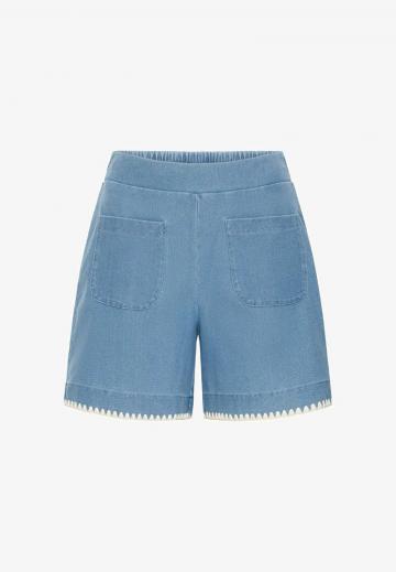 Джинсовые шорты