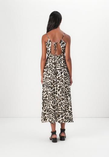 Летнее платье