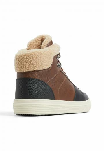 Зимние ботинки