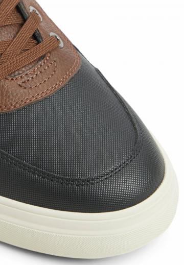 Зимние ботинки