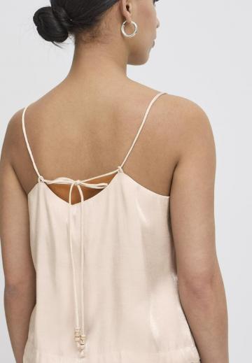 Топ на бретельках