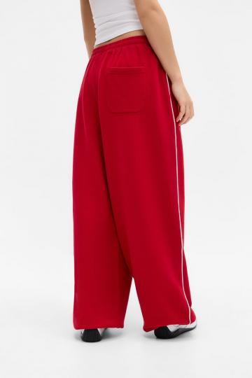 Спортивные штаны