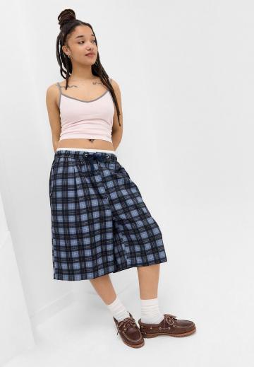 Топ на бретельках