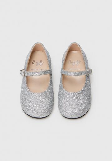 Детская обувь