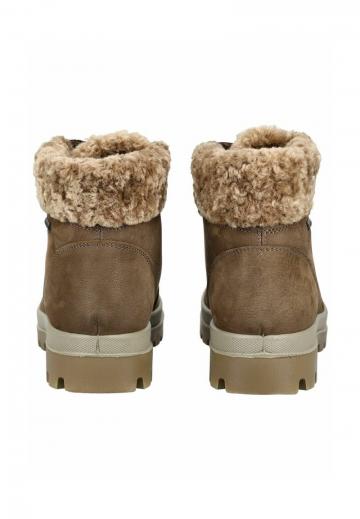 Зимние ботинки