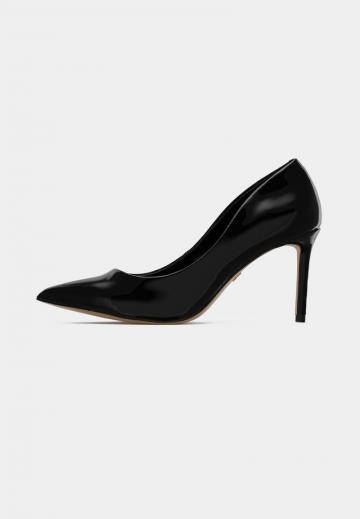 Туфли на высоком каблуке