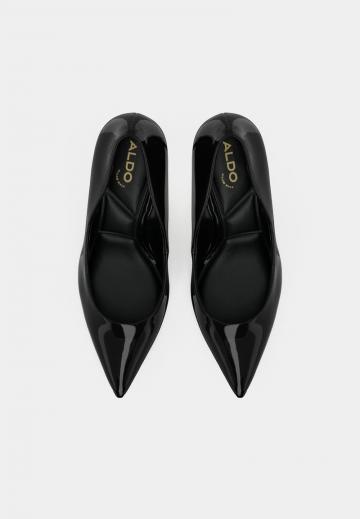 Туфли на высоком каблуке