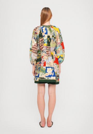 Короткое платье