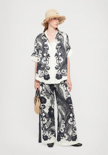 Широкие брюки