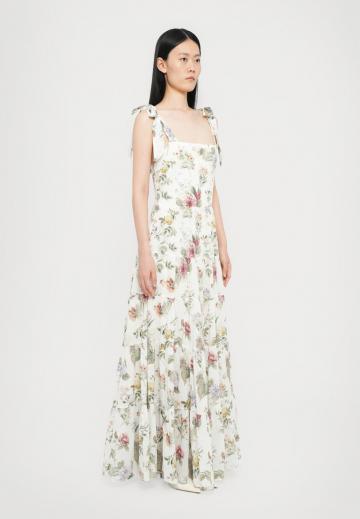 Пляжное платье