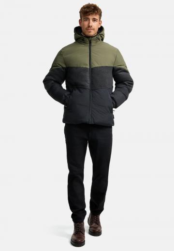 Зимняя куртка