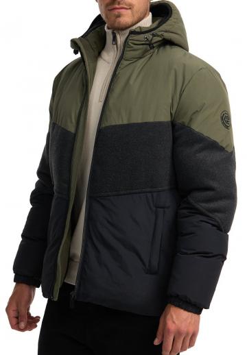 Зимняя куртка