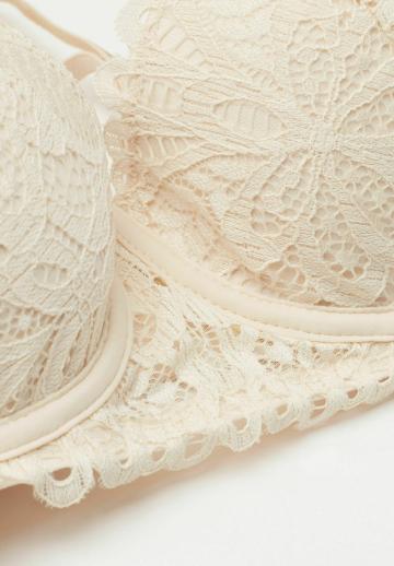 Бюстгальтер