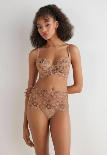 Бюстгальтер на косточках