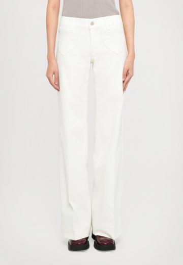 Клешеные джинсы