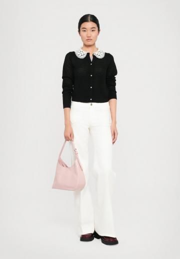 Клешеные джинсы