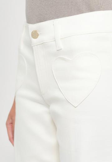 Клешеные джинсы