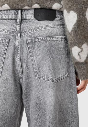 Свободные джинсы