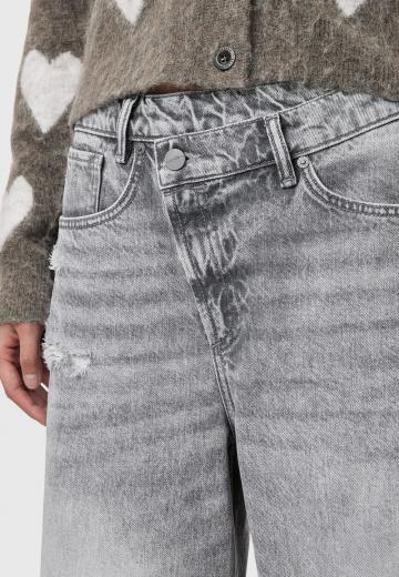 Свободные джинсы