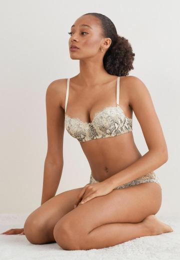 Бюстгальтер на косточках