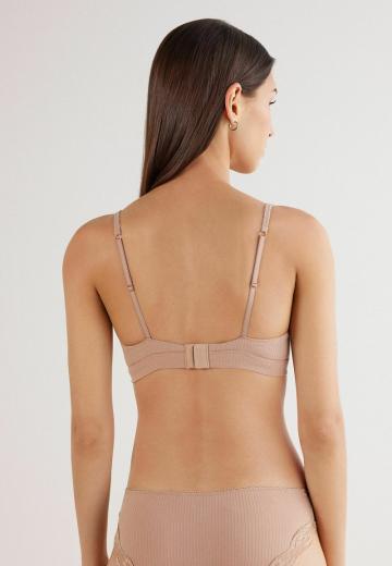 Бюстгальтер