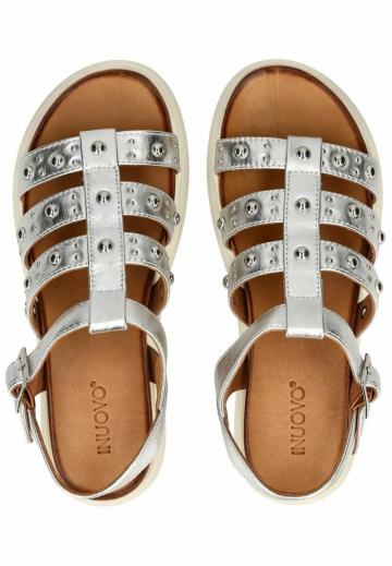 Босоножки на платформе