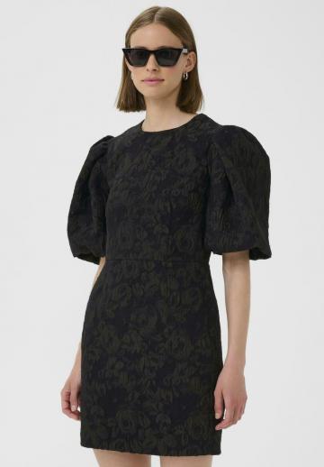 Платье футляр