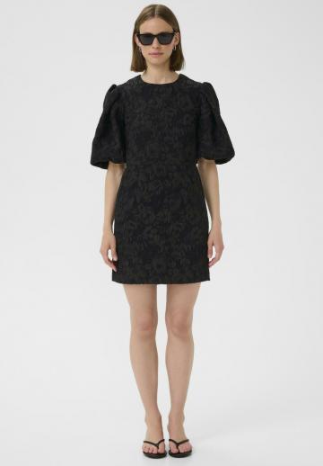 Платье футляр