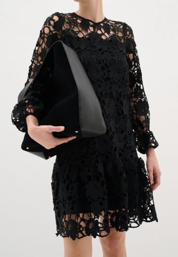 Короткое платье