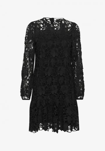 Короткое платье