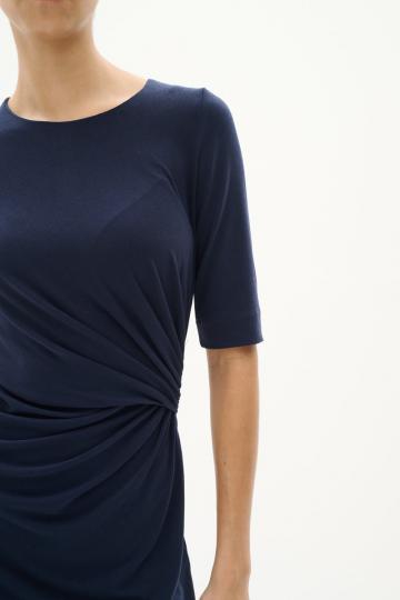 Платье футляр