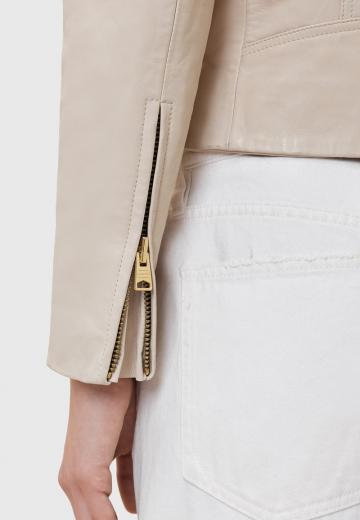 Кожаная куртка