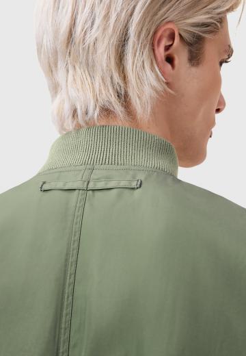 Куртка бомбер